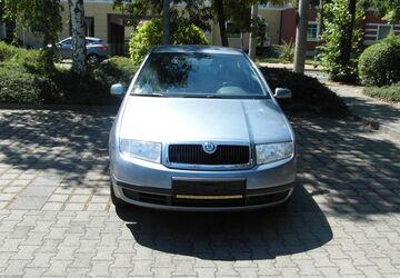 Skoda Fabia 98.660 km 2.899 &euro; Dresden 01237