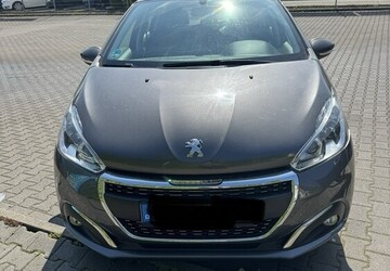 Peugeot 208 83.000 km 6.500 &euro; Frankenthal 01909