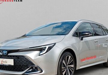 Toyota Corolla 3.000 km 32.640 &euro; Pirna 01796