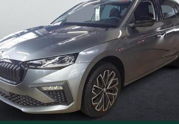 Skoda Scala 14.914 km 26.490 &euro; Dresden 01169