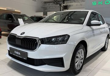 Skoda Fabia 11.900 km 13.980 &euro; Dresden 01099