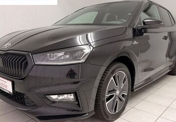 Skoda Fabia 13.600 km 21.850 &euro; Pirna 01796