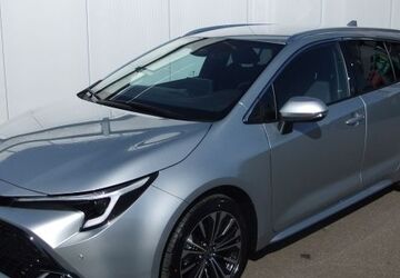 Toyota Corolla 10.633 km 28.590 &euro; Pirna 01796