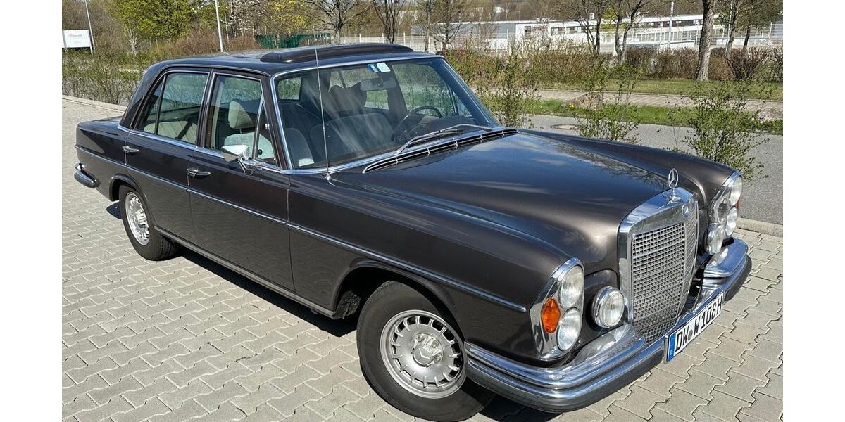 Mercedes-Benz 280 124.000 km 27.400 &euro; Kesselsdorf 01723