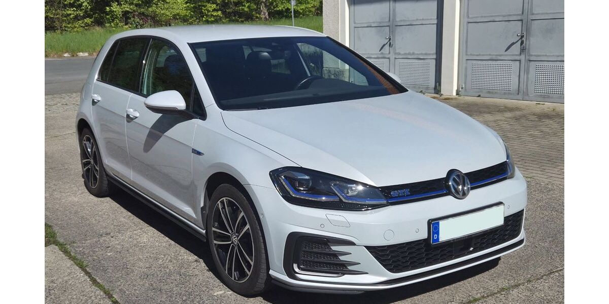 VW Golf 131.000 km 15.999 &euro; Dresden 01109