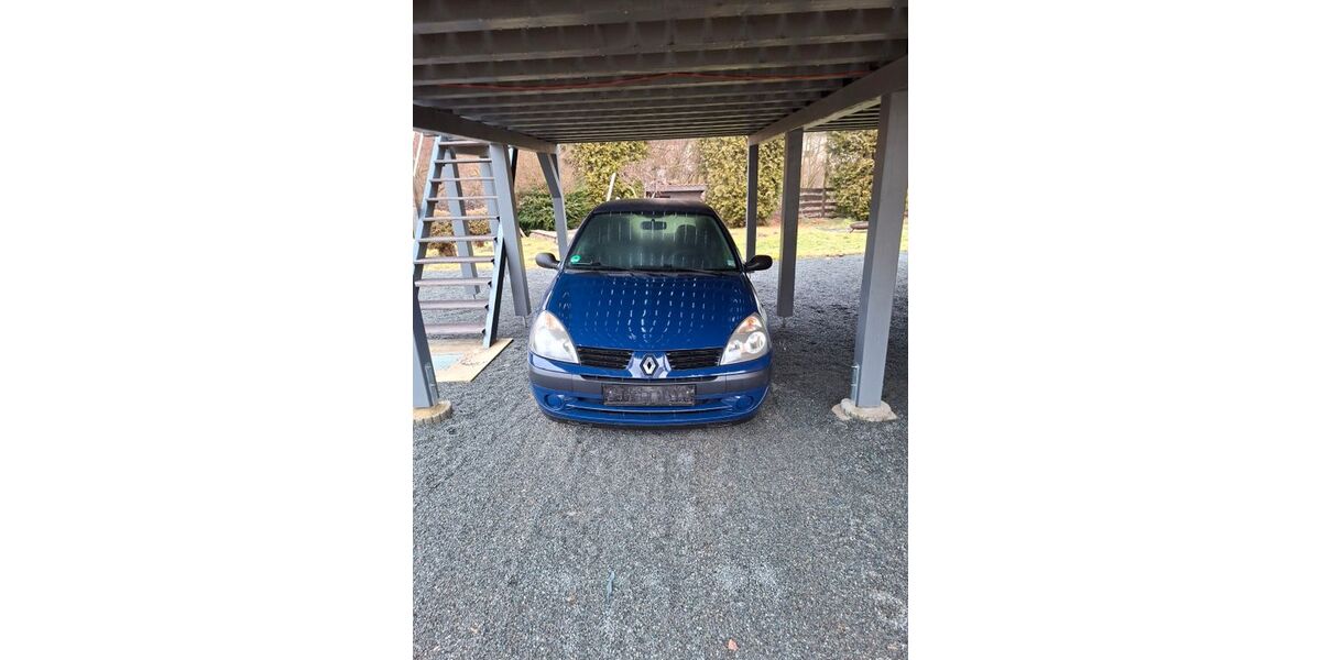 Renault Clio 157.500 km 1.050 &euro; Klingenberg 01774