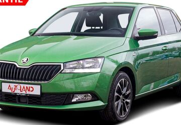 Skoda Fabia 54.195 km 14.950 &euro; Dresden 01239