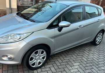 Ford Fiesta 109.800 km 3.700 &euro; Dresden 01139