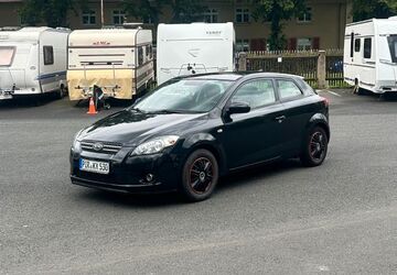 Kia pro ceed / ProCeed 123.600 km 4.400 &euro; Dresden Johannstadt 01307