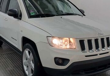 Jeep Compass 147.300 km 6.900 &euro; Bannewitz 01728