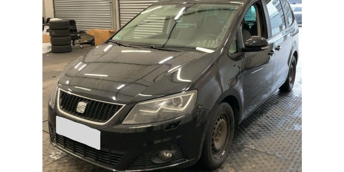 Seat Alhambra 182.000 km 11.800 &euro; Dresden 01108