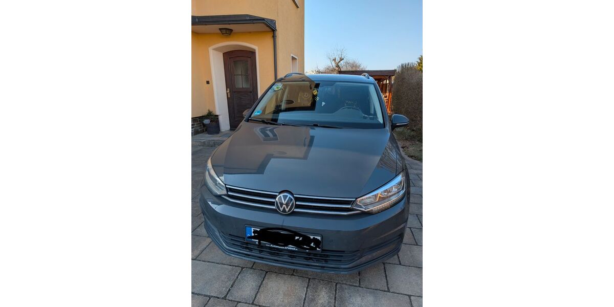 VW Touran 103.000 km 19.500 &euro; Dresden 01257