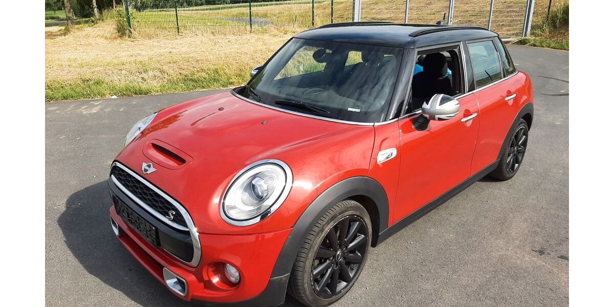 Mini Cooper SD 139.000 km 8.990 &euro; Dresden 01259