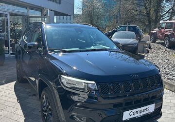 Jeep Compass 23.312 km 24.990 &euro; Dresden 01109