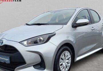 Toyota Yaris 32.854 km 18.999 &euro; Pirna 01796