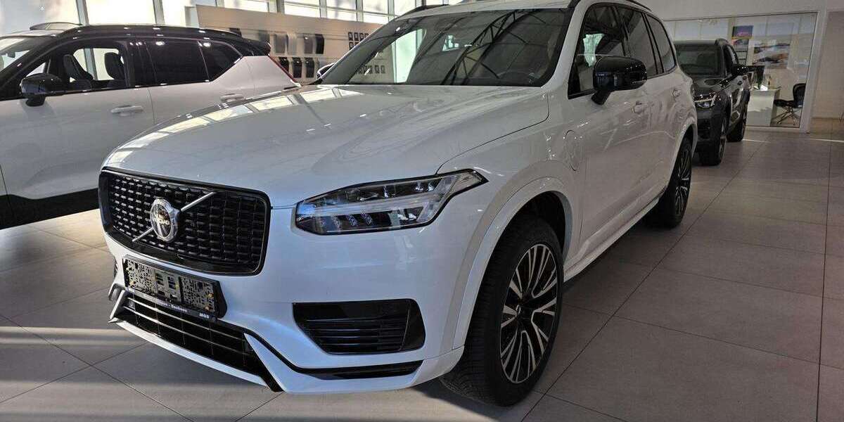 Volvo XC90 110.800 km 41.780 &euro; Dresden 01099