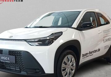 Toyota Aygo (X) 2.500 km 21.340 &euro; Pirna 01796