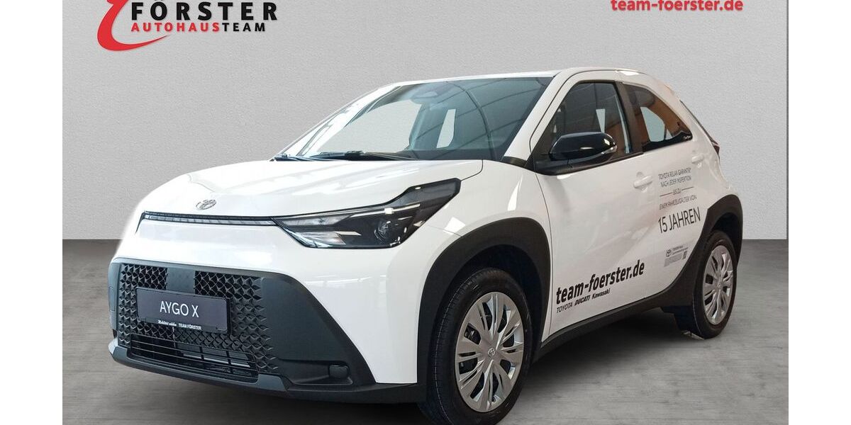 Toyota Aygo (X) 2.500 km 21.340 &euro; Pirna 01796