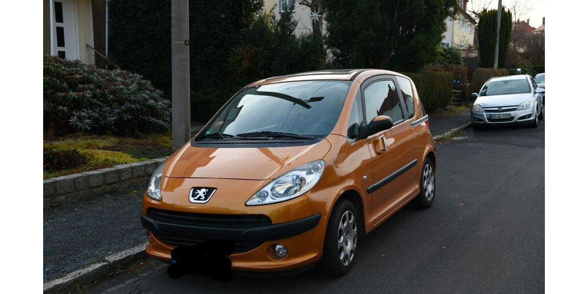 Peugeot 1007 72.000 km 3.900 &euro; Dresden 01189