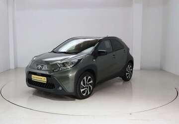 Toyota Aygo X 11.988 km 13.490 &euro; Dresden 01237