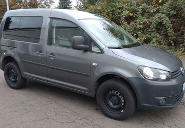 VW Caddy 156.000 km 15.400 &euro; Reinsberg 09629