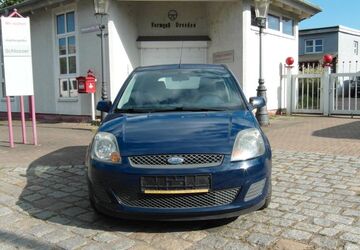 Ford Fiesta 151.698 km 2.699 &euro; Dresden 01237