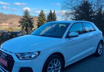 Audi A1 37.900 km 18.690 &euro; Meißen 01662