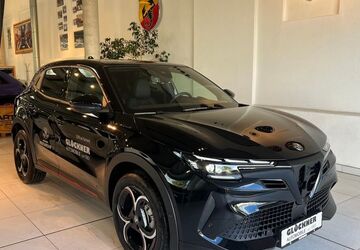 Alfa Romeo Junior 7.781 km 33.925 &euro; Dresden 01109