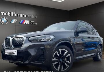 BMW iX3 10.554 km 46.402 &euro; Pirna 01796