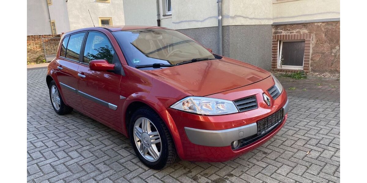 Renault Megane 129.000 km 2.800 &euro; Dresden 01139