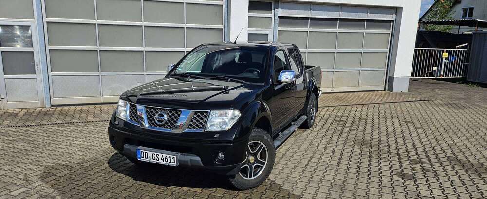 Nissan Navara 220.000 km 9.900 &euro; Dresden 01219