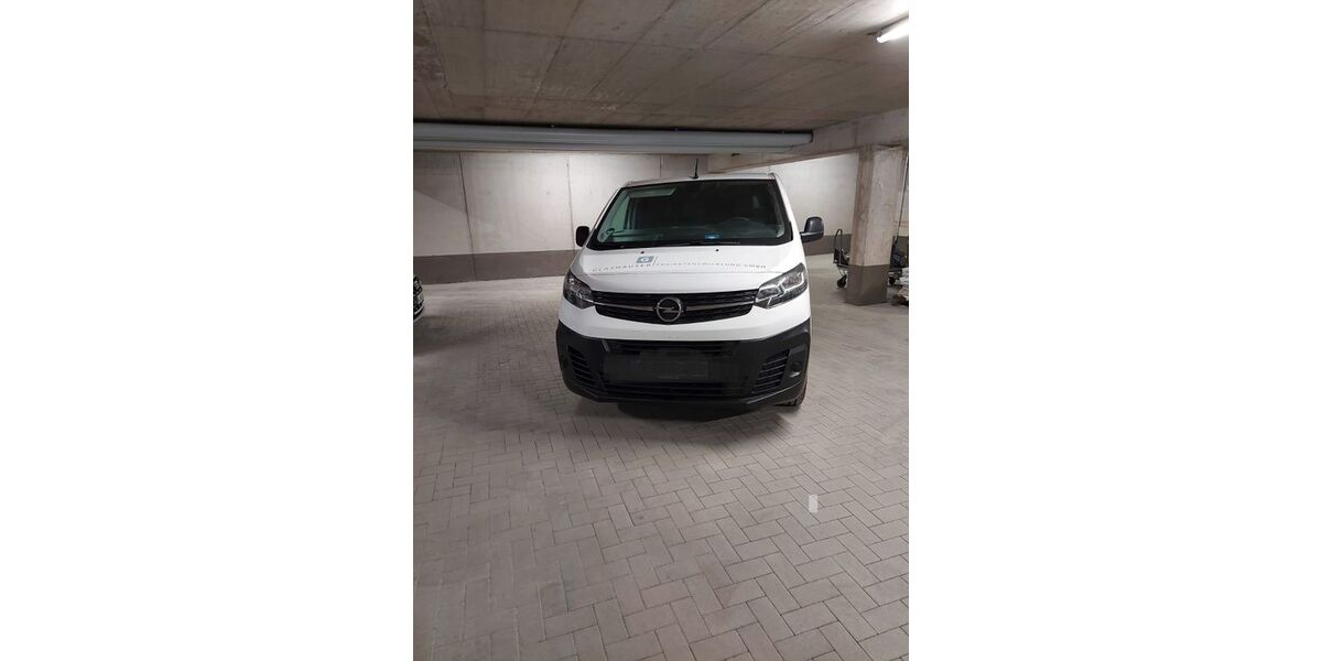 Opel Vivaro 36.189 km 18.700 &euro; Dresden 01097