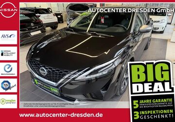 Nissan Qashqai 43.767 km 23.880 &euro; Dresden 01067