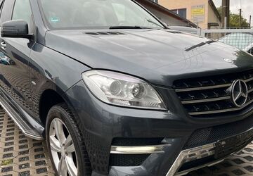 Mercedes-Benz ML 350 191.000 km 13.900 &euro; Bannewitz 01728