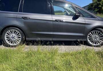 Ford Galaxy 179.841 km 13.400 &euro; Dresden 01307