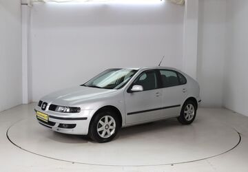 Seat Leon 105.422 km 3.790 &euro; Dresden 01237