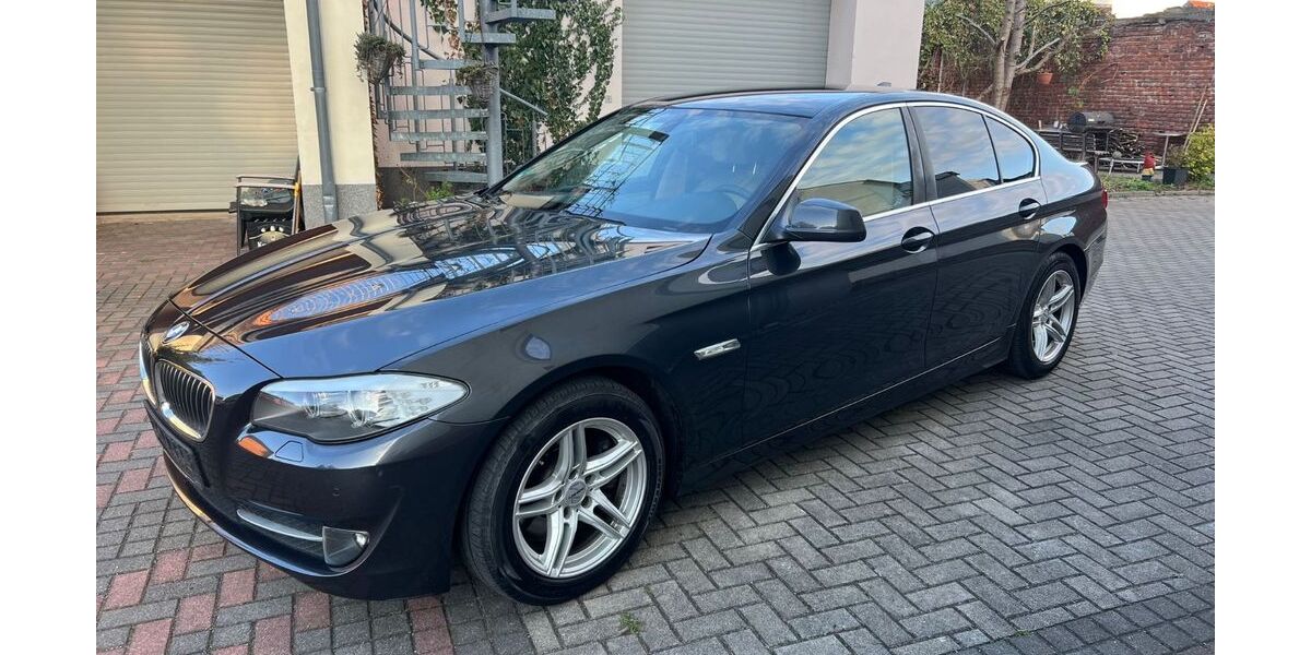 BMW 523 150.000 km 8.999 &euro; Dresden 01139