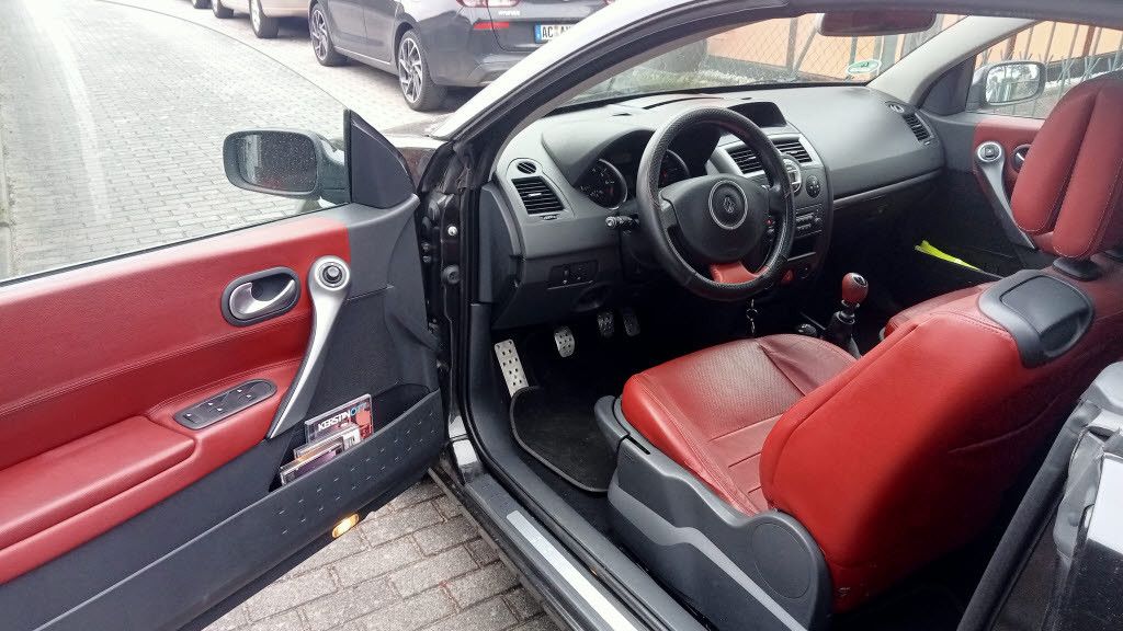 Renault Megane 198.000 km 2.900 &euro; Dresden 01108