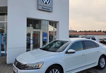VW Passat 72.000 km 9.990 &euro; Königsbrück 01936