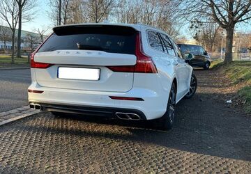 Volvo V60 84.500 km 21.900 &euro; Dresden 01277