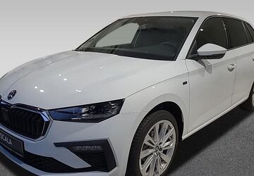 Skoda Scala 3.038 km 28.860 &euro; Dresden 01067