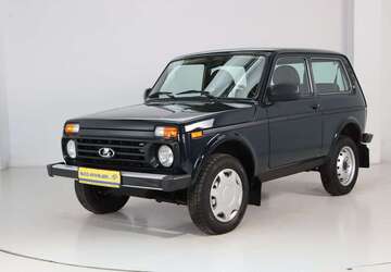 Lada Niva 57.911 km 9.790 &euro; Dresden 01237