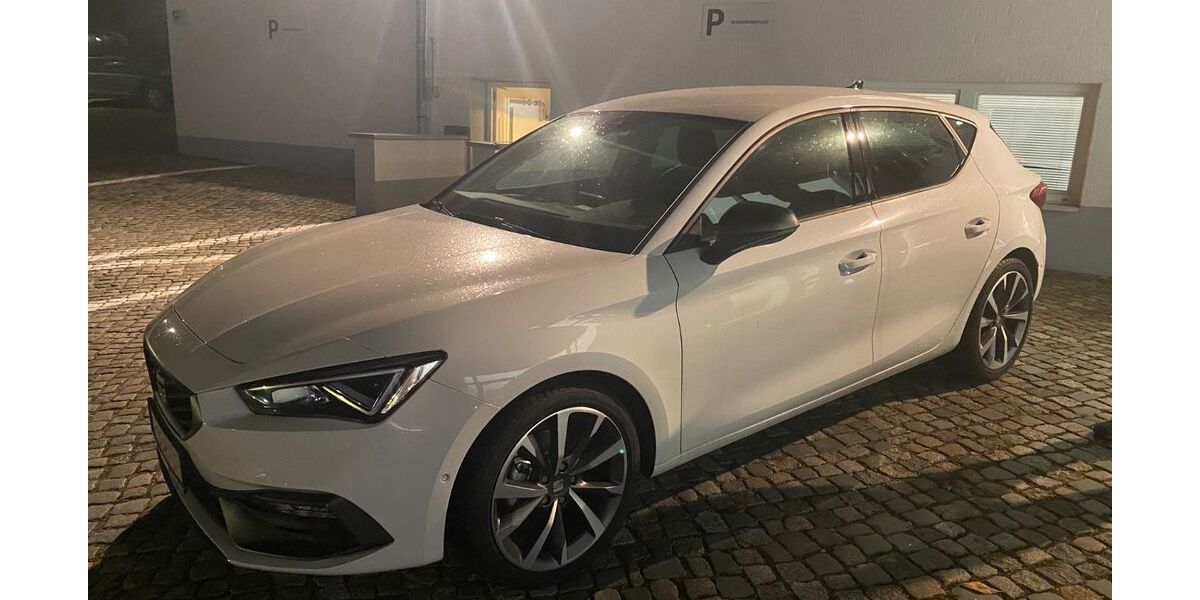 Seat Leon 44.000 km 18.900 &euro; Wilsdruff 01723