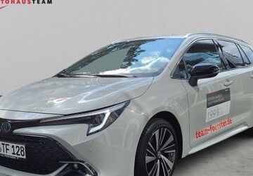 Toyota Corolla 3.500 km 31.990 &euro; Pirna 01796