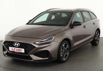 Hyundai i30 81.394 km 18.490 &euro; Meißen 01662