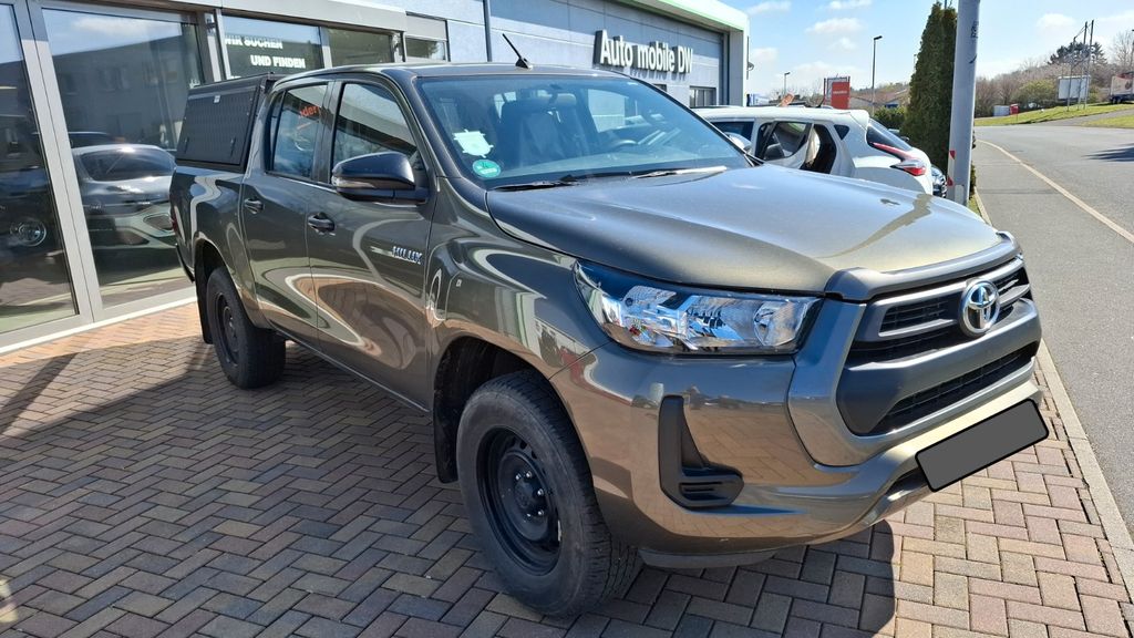 Toyota Hilux 39.500 km 35.900 &euro; Dippoldiswalde 01744