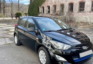 Hyundai i20 41.800 km 6.400 &euro; Dippoldiswalde 01744