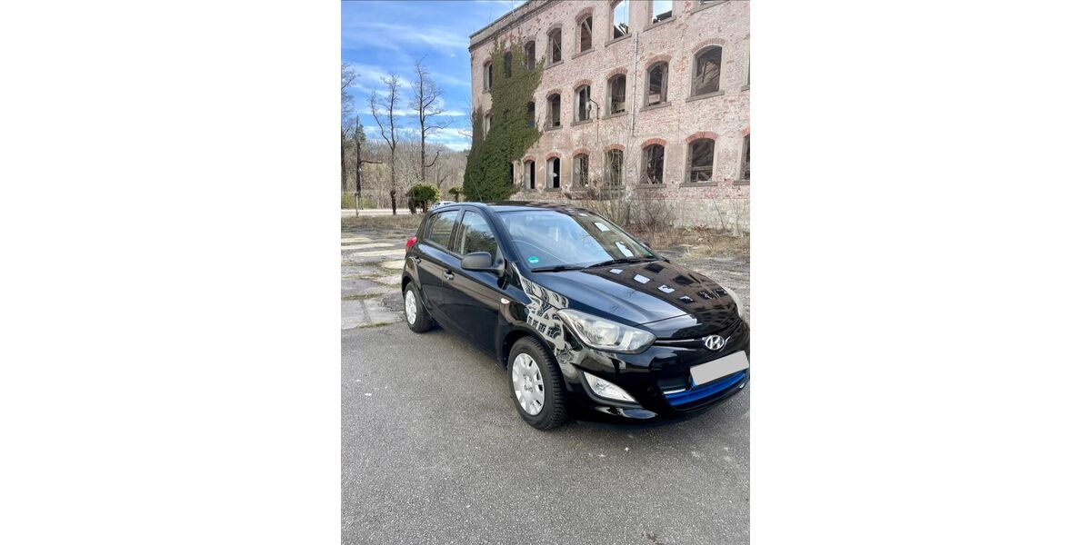 Hyundai i20 41.800 km 6.400 &euro; Dippoldiswalde 01744