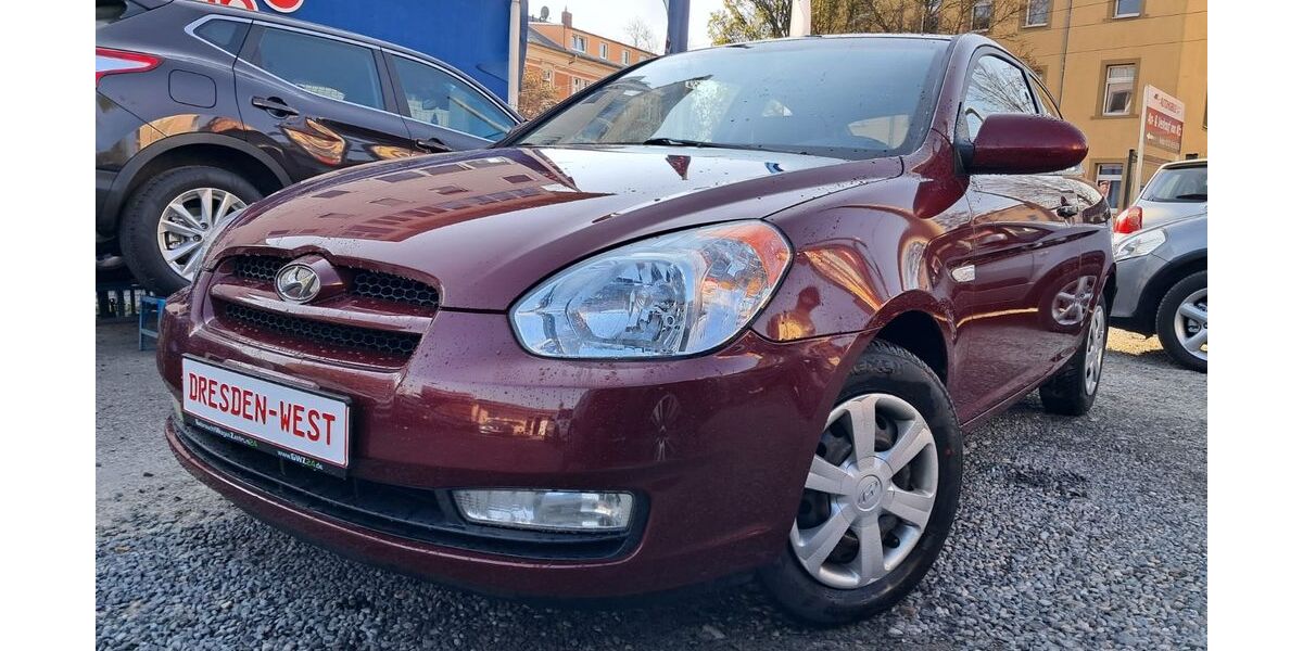 Hyundai Accent 67.000 km 2.599 &euro; Dresden 01159