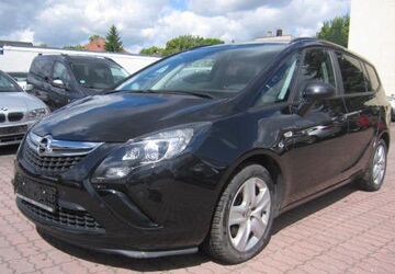 Opel Zafira Tourer 126.176 km 7.999 &euro; Dresden 01219